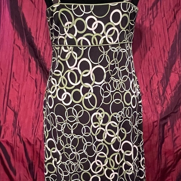 Studio I Dress (two Pieces) - Picture 3 of 9